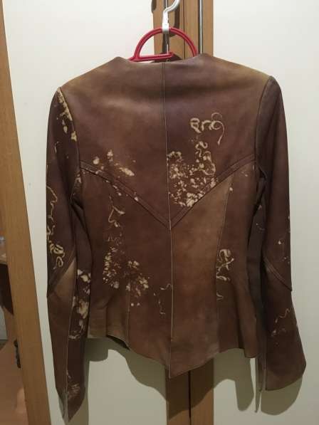 Продам кожаную куртку в Старом Осколе фото 3