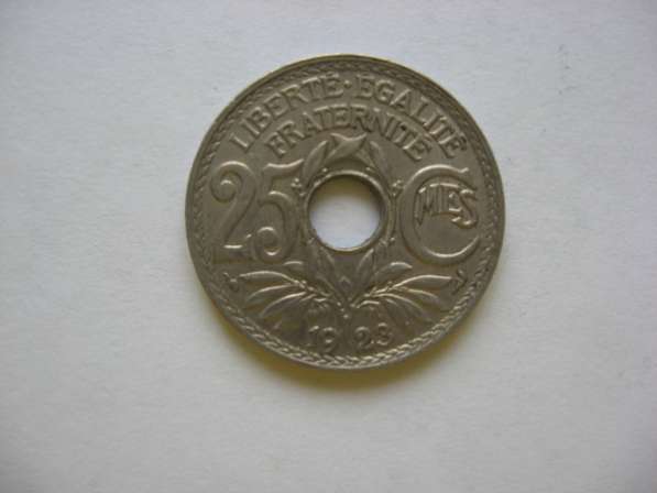 Иностранные монеты в Ревде фото 29