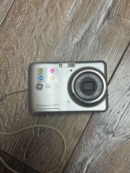 Цифровой фотоаппарат ge c1033