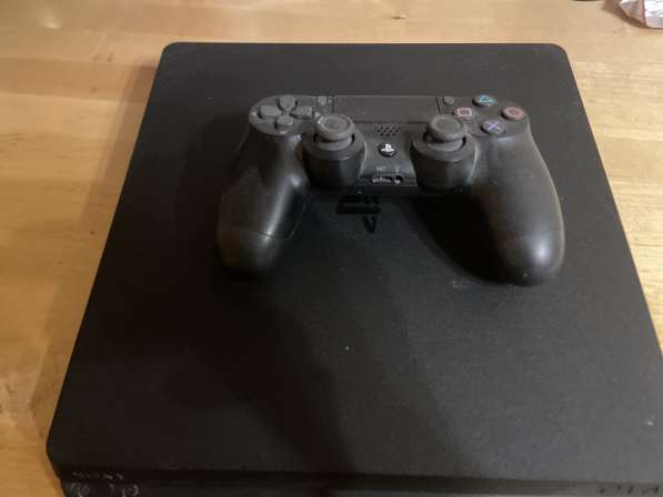 Плейстейшн 4