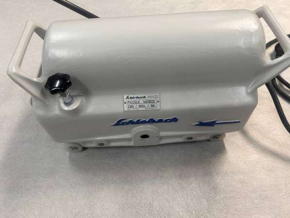 Фальцезакаточная машинка в