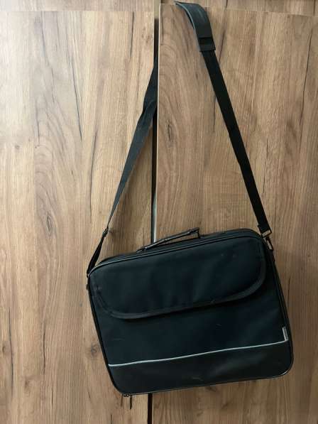 Сумка для ноутбука в Тюмени