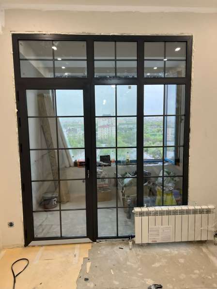 АЛЮМИНИЕВЫЕ ПЛАСТИКОВЫЕ ОКНА ДВЕРИ ВИТРАЖИ в фото 5