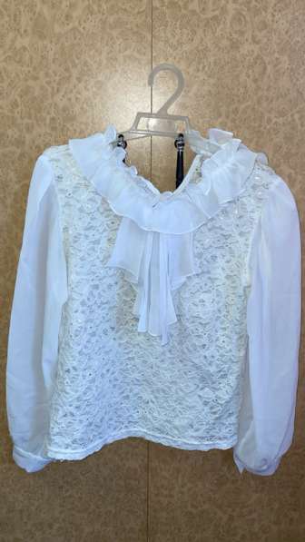 Блузка школьная