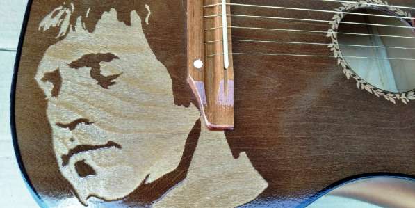 Акустическая гитара с пирографией в Ижевске фото 3