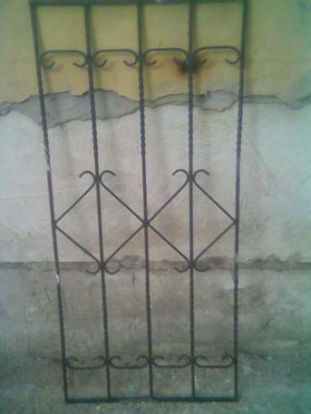 Изготовлю металлические решетки на окна и двери в Симферополе фото 9