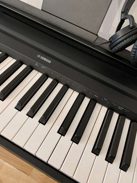 Цифровое пианино Yamaha P-45 в фото 11