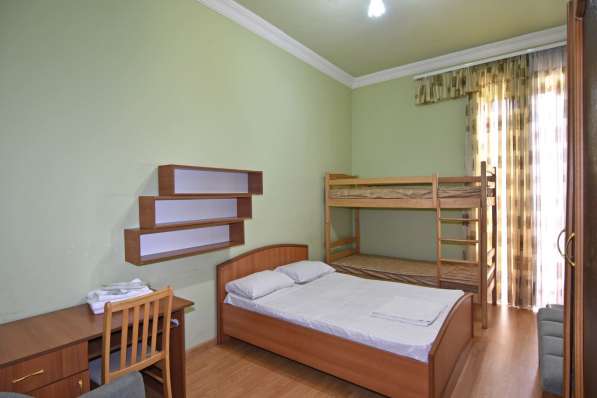 Yervan, в центре 3 комнатная квартира, посуточно в фото 7