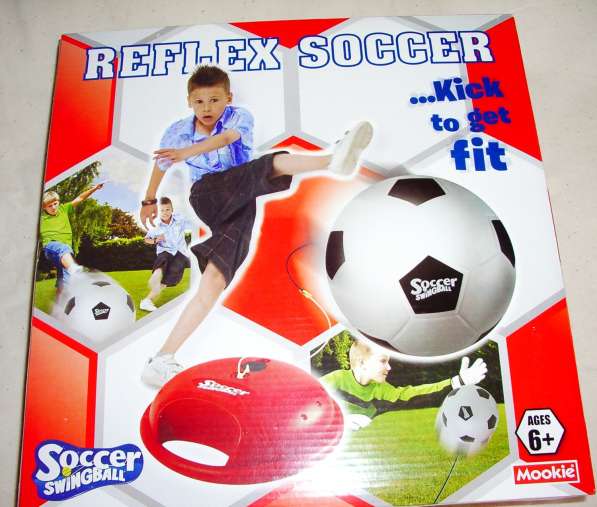 Футбол с мячом 25 см и базой детский Mookie