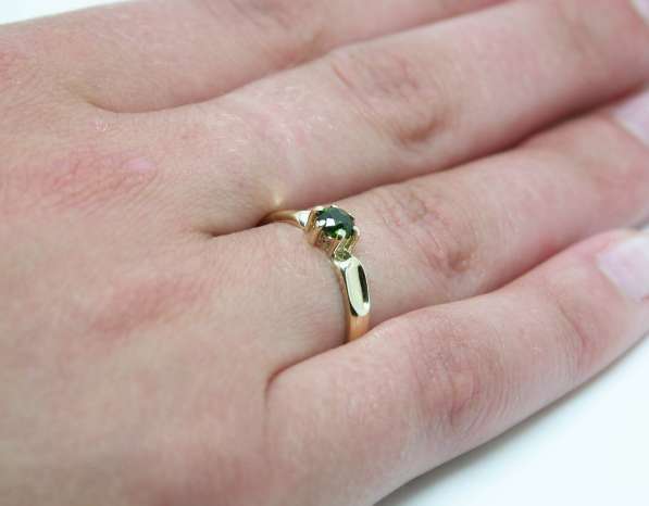 Золотое кольцо с Хромдиопсидом Ф 4.1 мм. в Москве фото 7