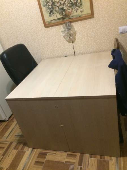 Письменный стол 105х53 см в Протвино