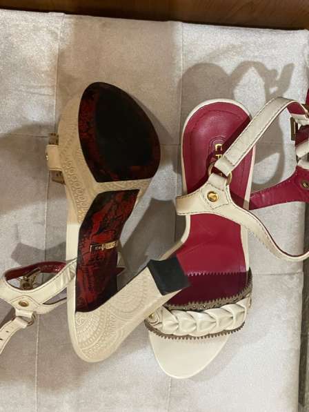 Высокие босоножки Calipso в Химках