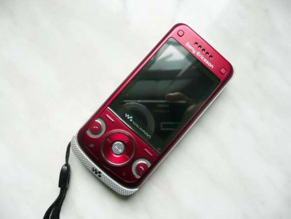 Новый Sony Ericsson W760i (оригинал) в Москве фото 6