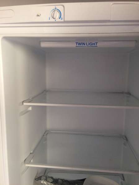Холодильник Indesit в фото 3