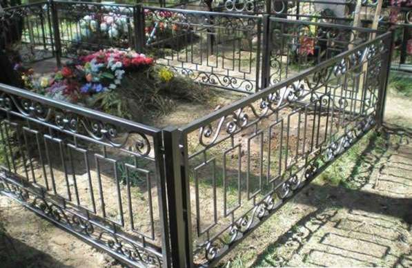 Изготовление оград на кладбище в Химках