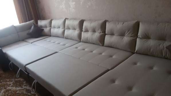 Продаю новый, большой, угловой диван в Омске фото 3