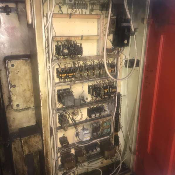 Горизонтально-фрезерный станок 6Р83 в Москве фото 11