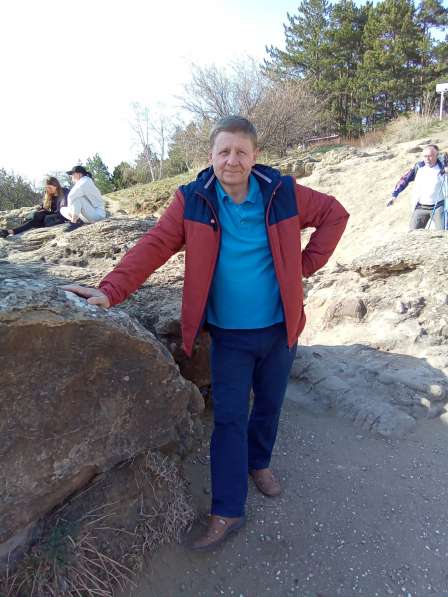 Юрий, 61 год, хочет пообщаться в Михайловке фото 6
