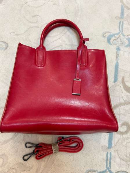 Продается кожаная сумка