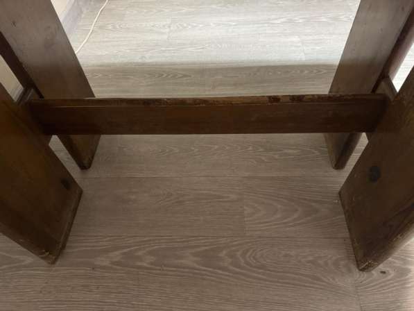 Стол кухонный б/у в Тольятти