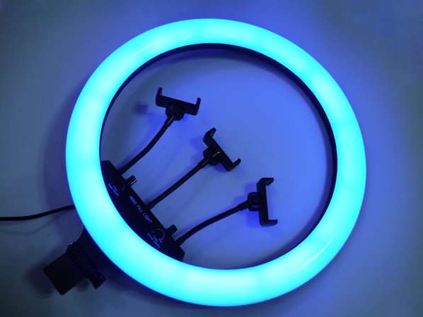 Кольцевая LED лампа RGB MJ18 45см 220V 3 крепл. тел + пульт в фото 4