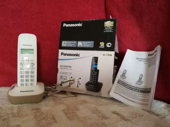 Цифровой беспроводной телефон Panasonic KX-TG1611RU