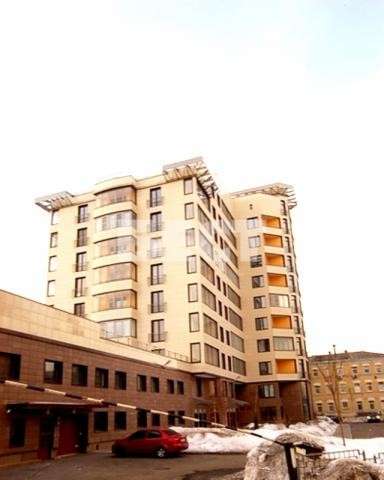 Продам четырехкомнатную квартиру в Москве. Жилая площадь 146 кв.м. Этаж 7. Дом монолитный. 