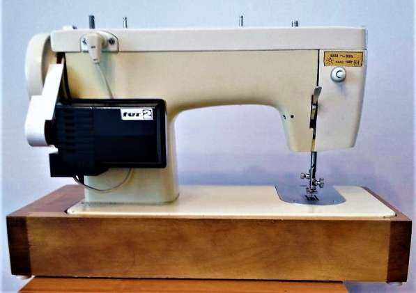 Новая швейная машинка Чайка 132м (Подольск). в Кемерове фото 4