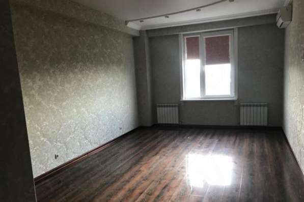 Продам трехкомнатную квартиру в Краснодар.Жилая площадь 100 кв.м.Этаж 5.Дом кирпичный. в Краснодаре фото 4