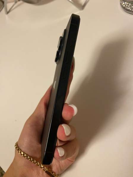 IPhone 16 pro в Санкт-Петербурге фото 7