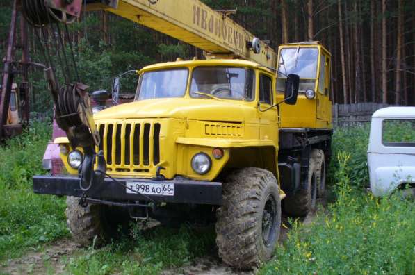 Автокран Урал Ивановец 14 тонн 1994 год