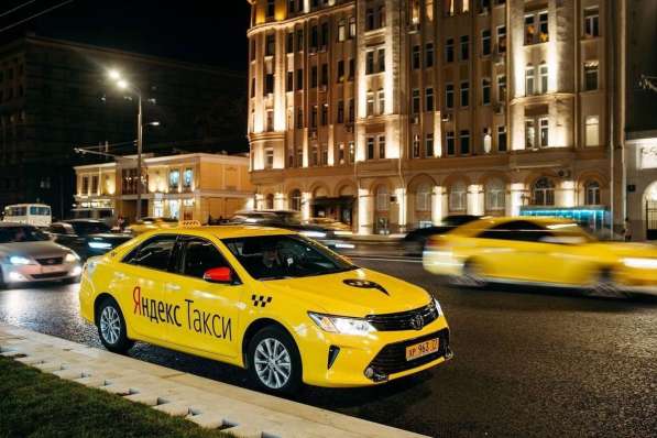 Водитель Яндекс Такси в Сургуте