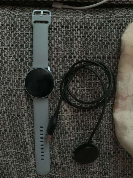 Смарт-Часы Samsung Galaxy Watch Active 2