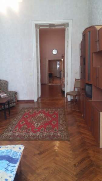 Меняю двухкомнатную квартиру на ул. Дерибасовская на Москву в фото 3