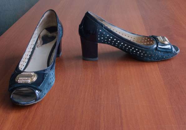 Продам синие туфли из натуральной замши пр-во Италия Ilas
