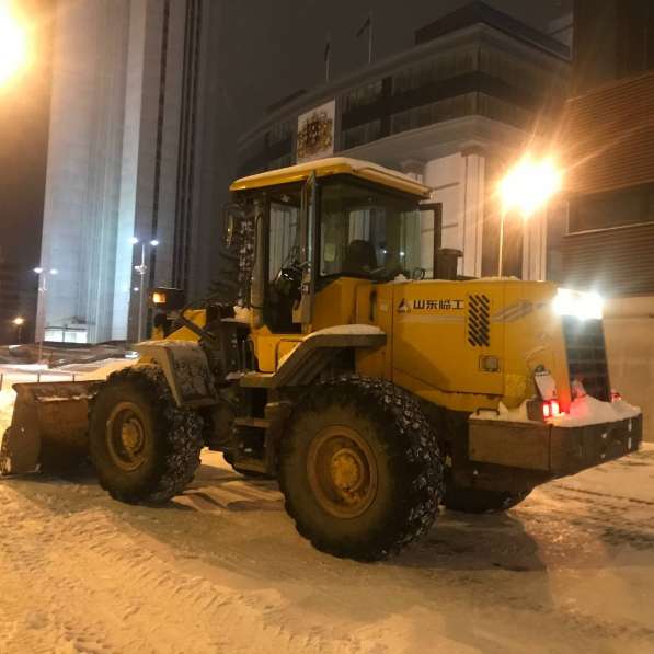 Уборка и вывоз снега. Аренда спецтехники в Екатеринбурге фото 7