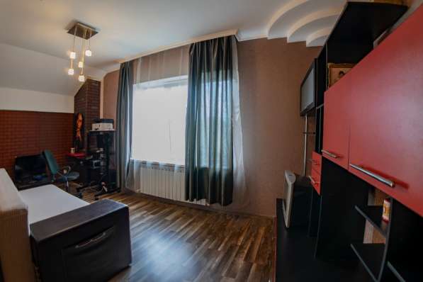 Жилой дом 320 м2 с ремонтом, техникой и мебелью на 6 сот ИЖС в Краснодаре фото 7