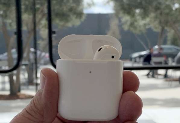 AirPods 2