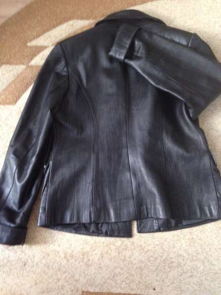 Пиджак) куртка) женский, кожа в Москве фото 3