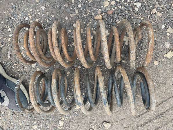 Автозапчасти на BMWe32/34 в Москве фото 4