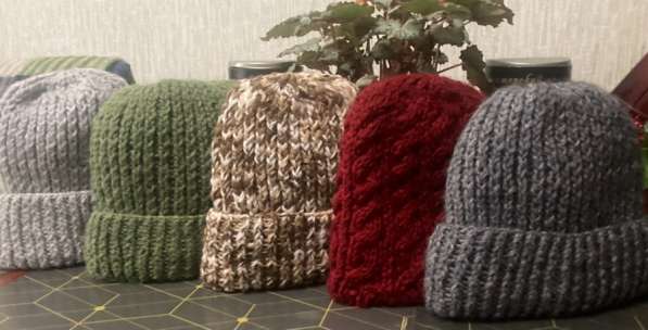 Продам шапки ручной работы
