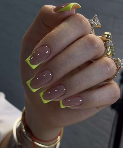 Наращивание ногтей