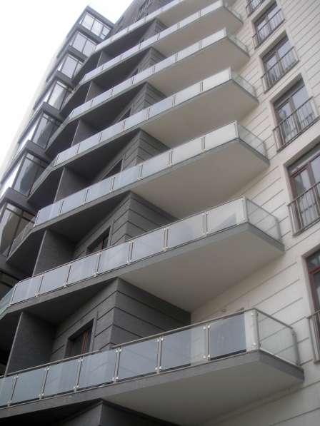 Срочно продается 5 комнатная квартира в самом центре Ваке
