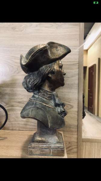 Скульптура Петра I в Санкт-Петербурге фото 4