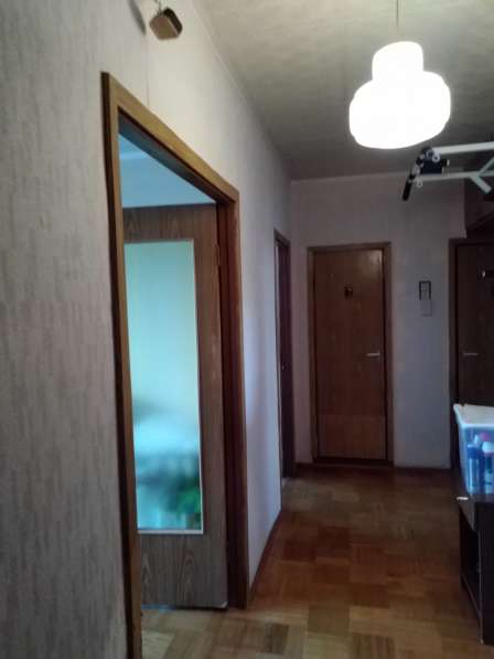 Сдаю 2-х комнатную квартиру на длительный срок, с мебелью в Москве фото 5