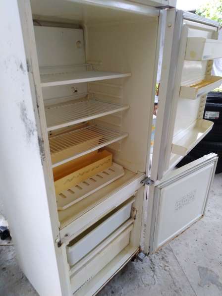 Холодильники 2-камерные с доставкой в Керчи фото 3