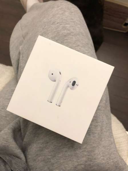 Наушники AirPods 2 поколение в Королёве фото 5