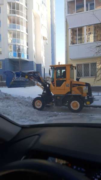 Уборка снега, вывоз снега в Екатеринбурге фото 6