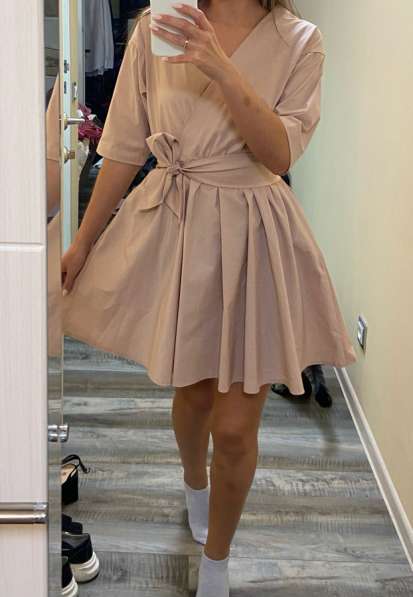 Продам платье с поясом в Петропавловск-Камчатском
