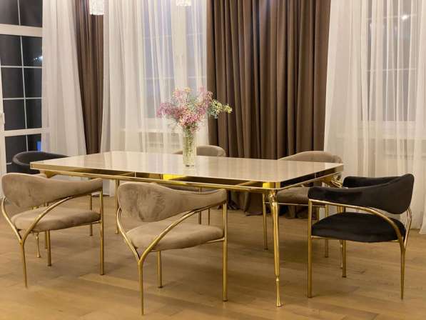 Кухонный стол и стулья в золоте в Казани фото 5